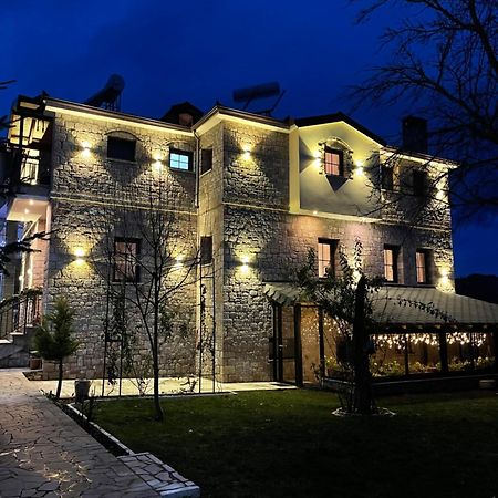 Bujtina Liana Voskopoje Hotell Exteriör bild